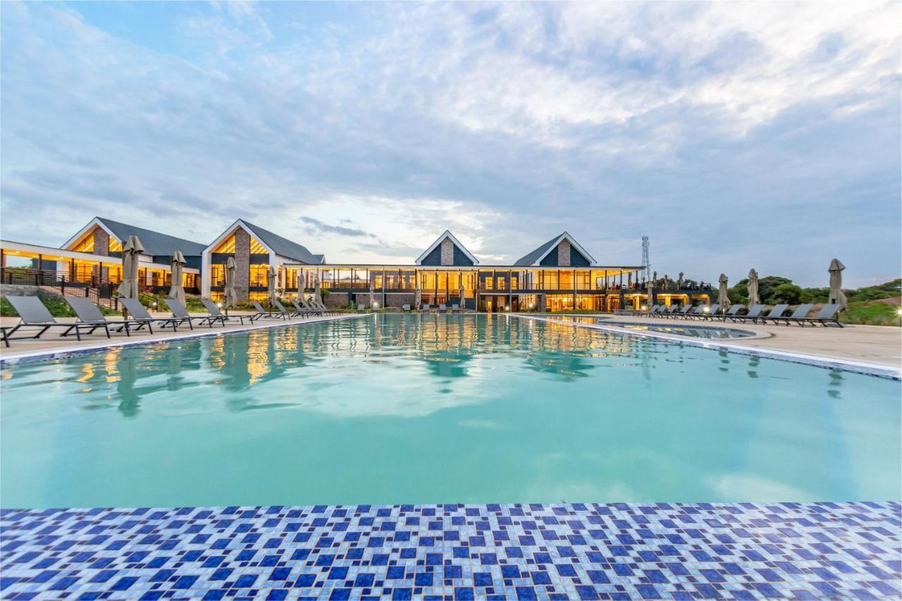 Ciela, Lusaka, Tribute Portfolio Resort And Spa Exterior photo